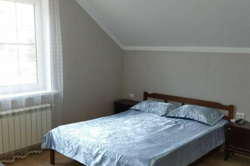 Четырехместный