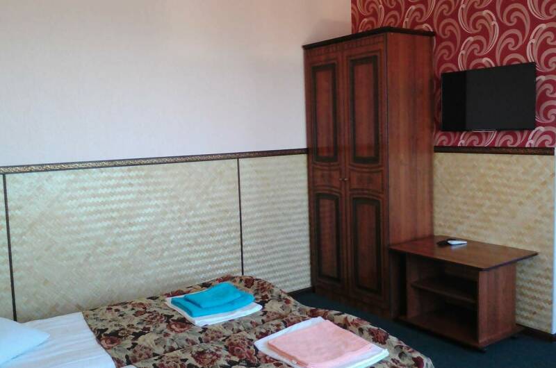 Трёхместный номер с видом на море