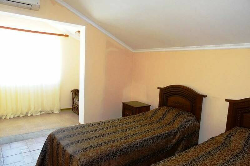 Трехместный «Стандарт» с видом на море