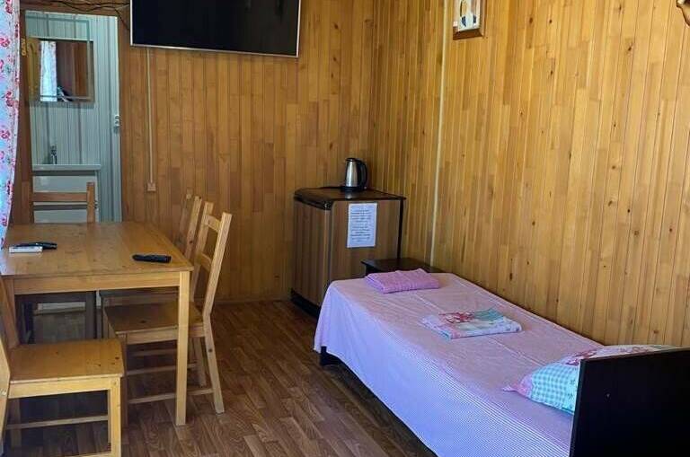 Трехместный домик с видом на море