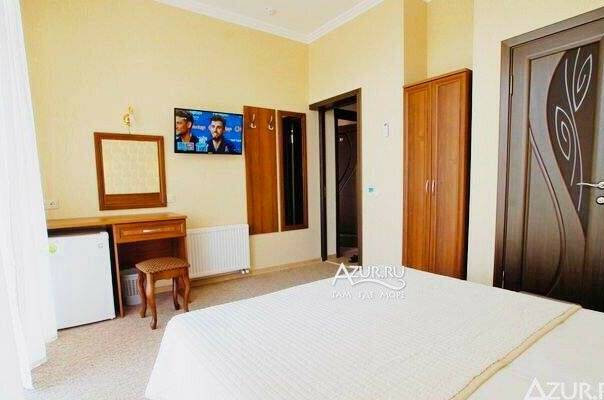 Двухместный с балконом (3-й этаж)