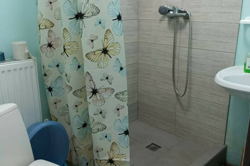 Трехместная «Студия № 4» (2-й этаж)