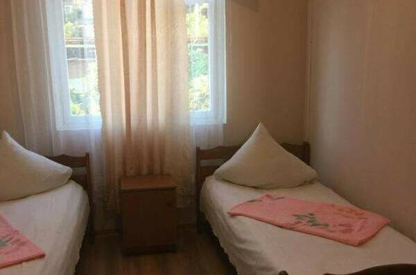 «Эконом» 3-местный с тремя кроватями