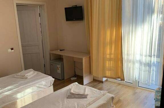 Улучшенный 2−3 местный с видом на море и балконом