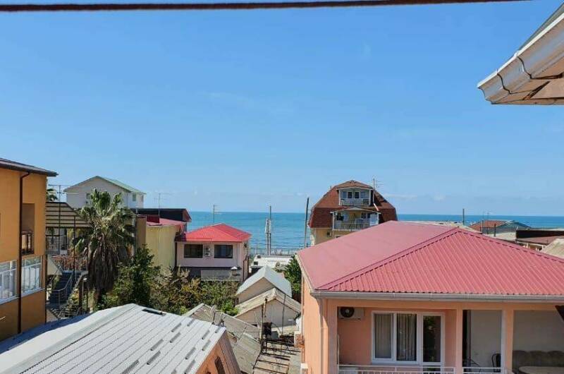 Улучшенный 2−3 местный с видом на море и балконом