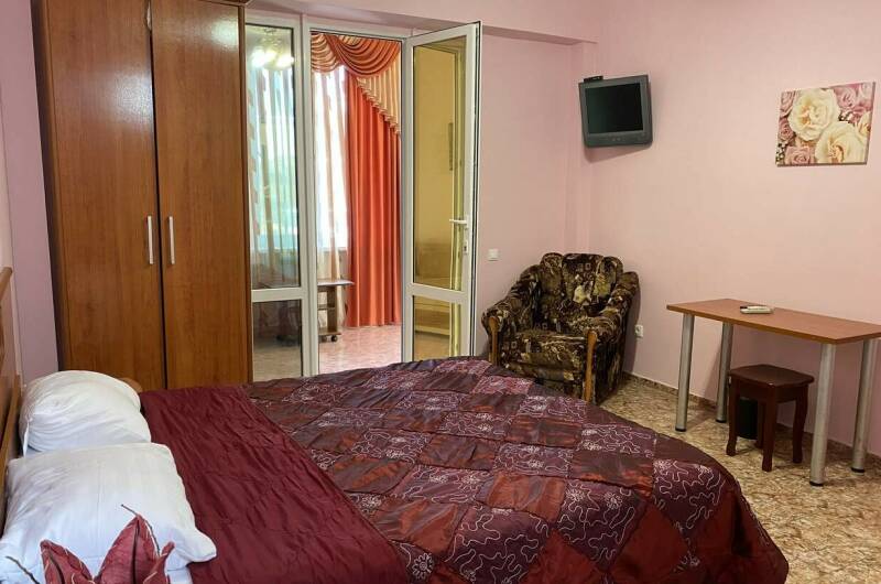 Номер с диваном на 1 этаже