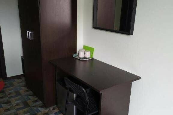 Трехместный номер на первом этаже без балкона