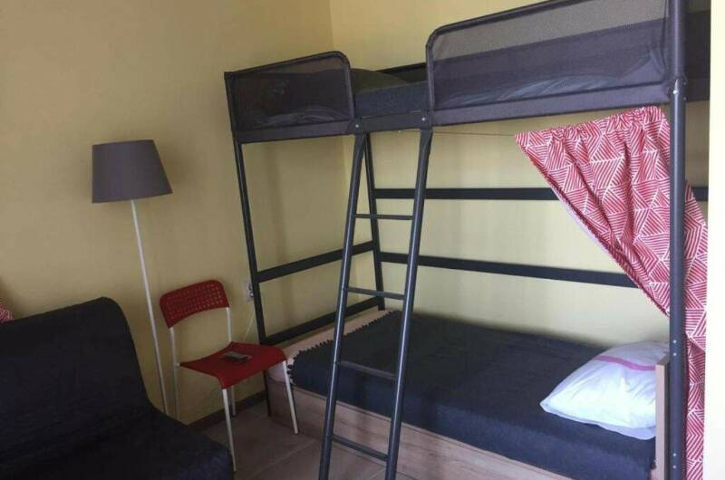 Двухкомнатный номер с балконом и видом на море