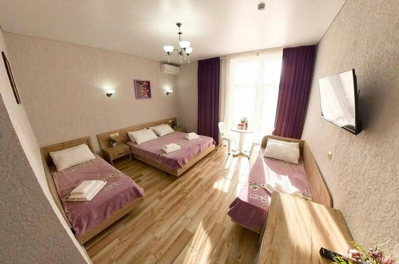 Номер «Стандарт» 4-х местный без балкона