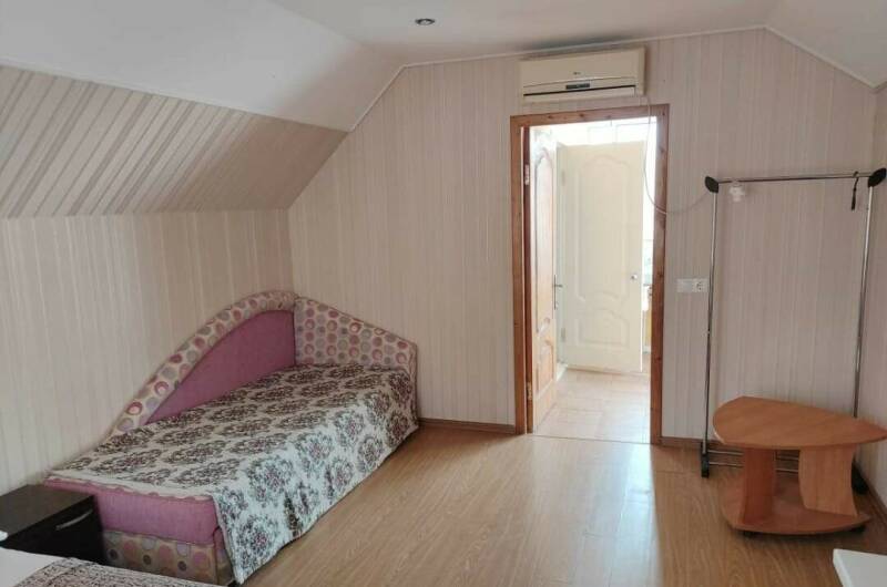 Студия с кухней