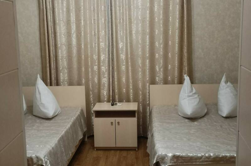 Шестиместный двухкомнатный номер