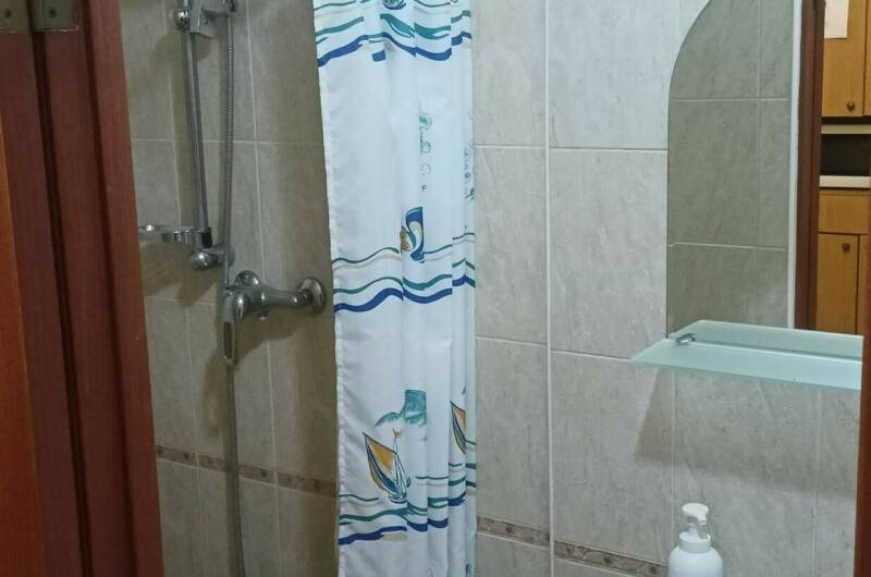 Трёхместный номер с индивидуальной кухней