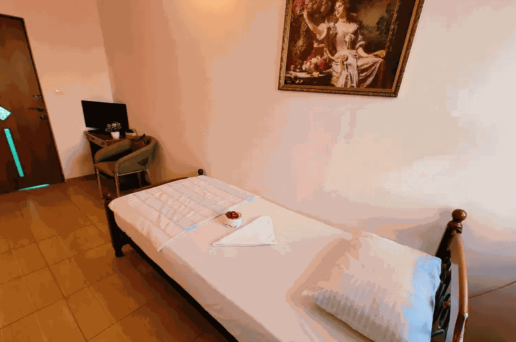 Однокомнатные апартаменты с мини-кухней