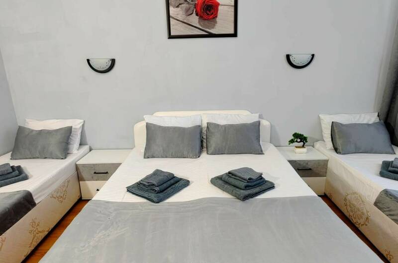 Пятиместный номер «Полулюкс»