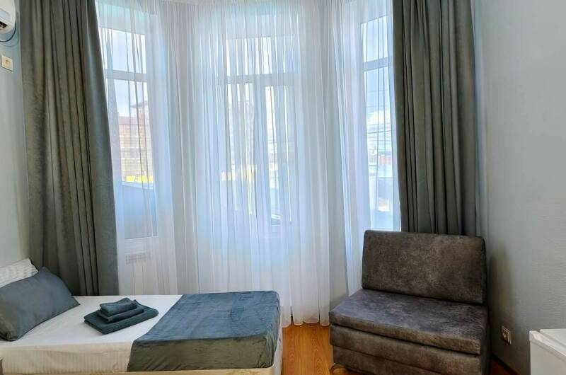 Пятиместный номер «Полулюкс»