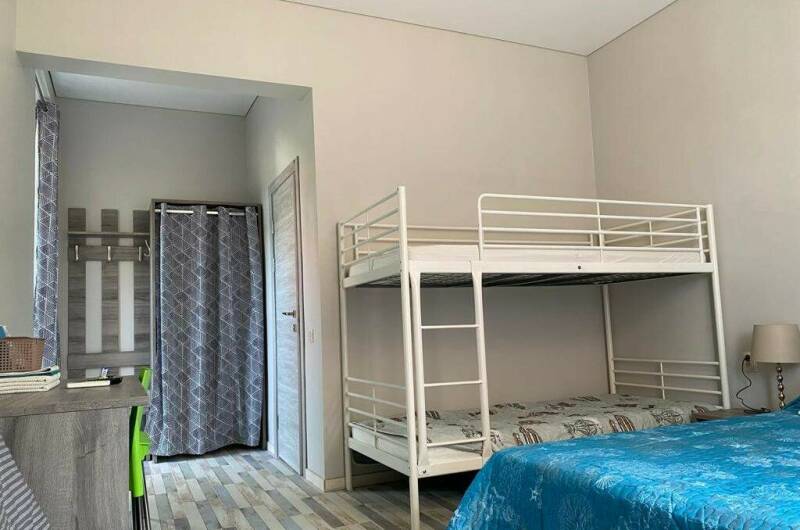 Пятиместный Стандартный номер на первом этаже