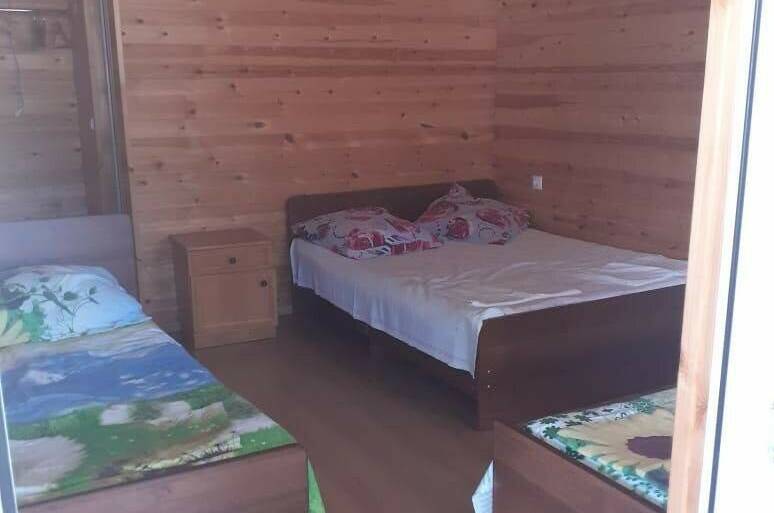 Комната с душем и туалетом