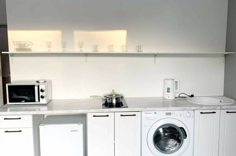 3-местный «Люкc» (с балконом, вид на бассейн)