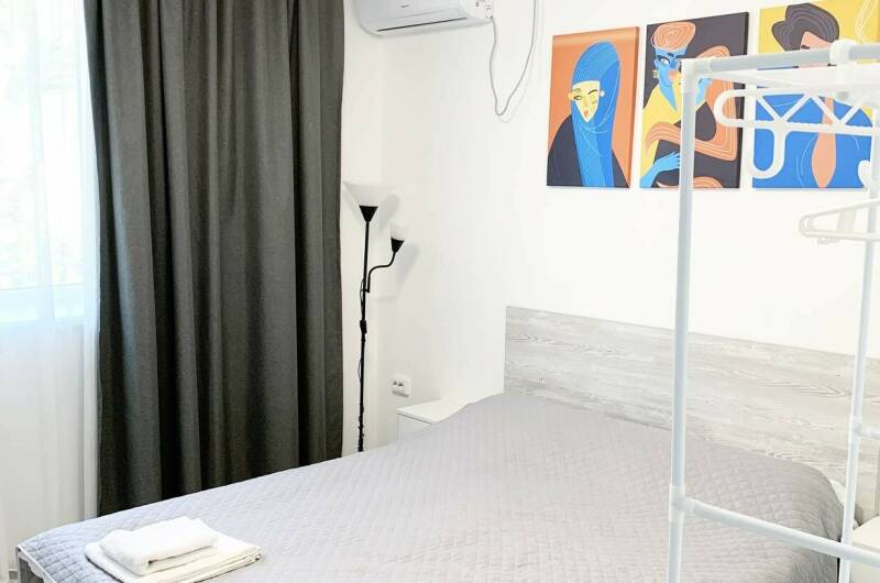 2-местный с большой кроватью (без балкона)