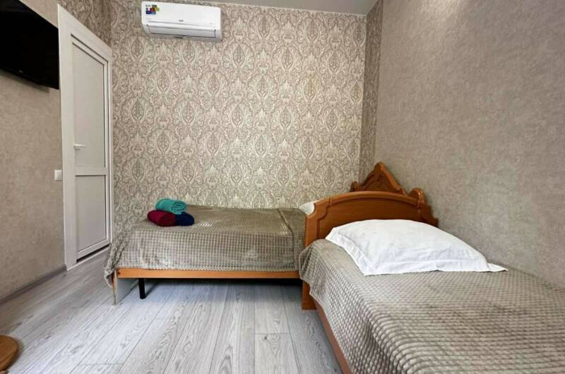 Трехместный номер № 5