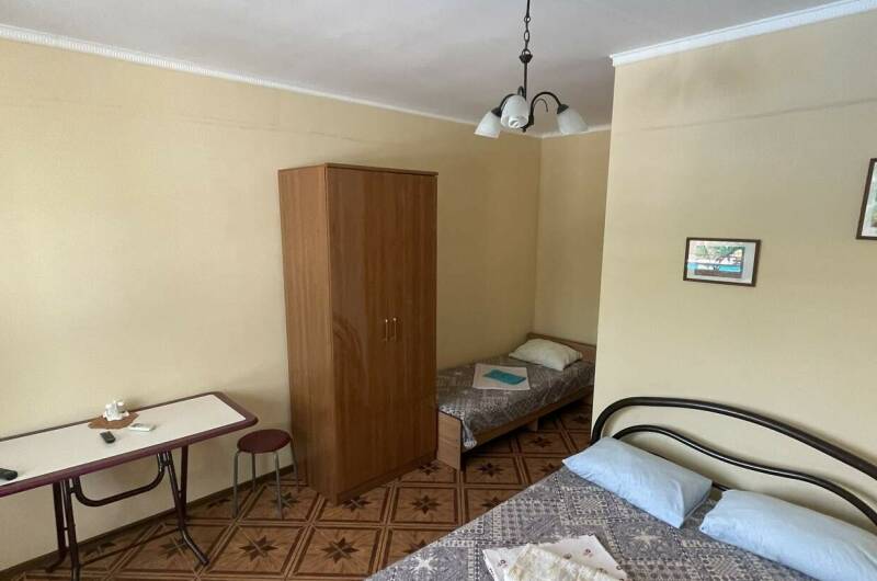 Трёхместный номер однокомнатный