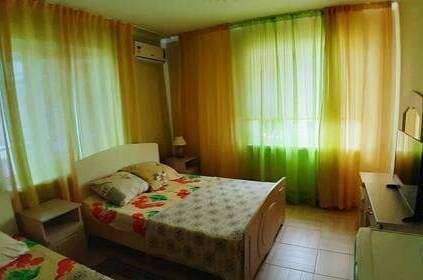 Двухкомнатный шестиместный