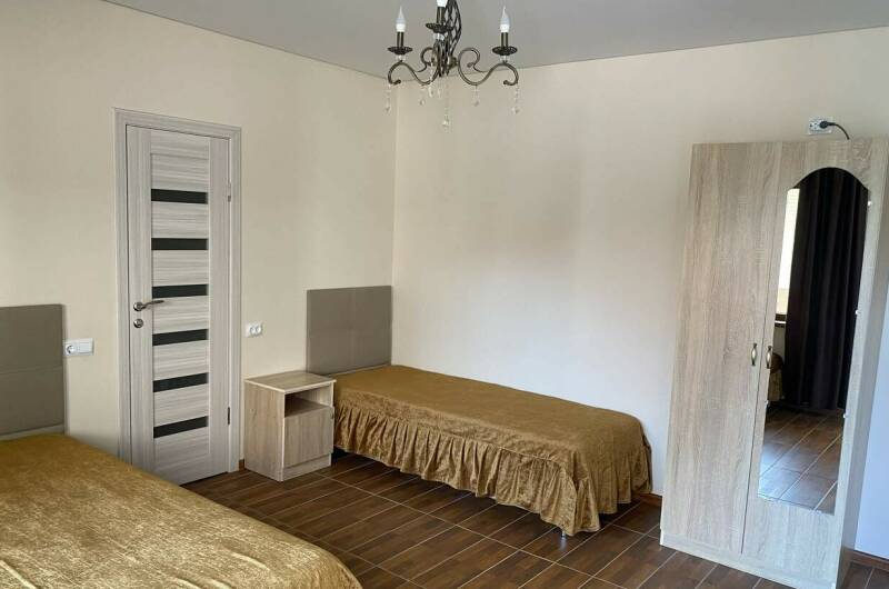 Стандартный трёхместный номер