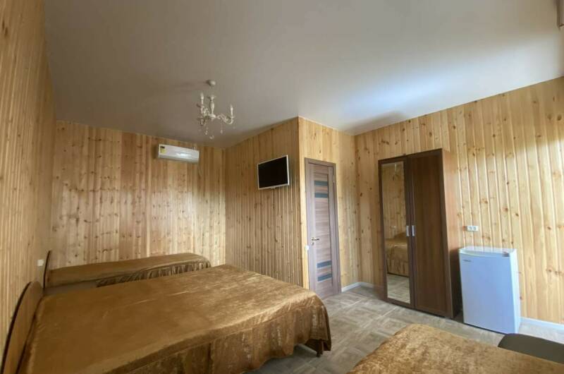 Стандартный четырёхместный номер