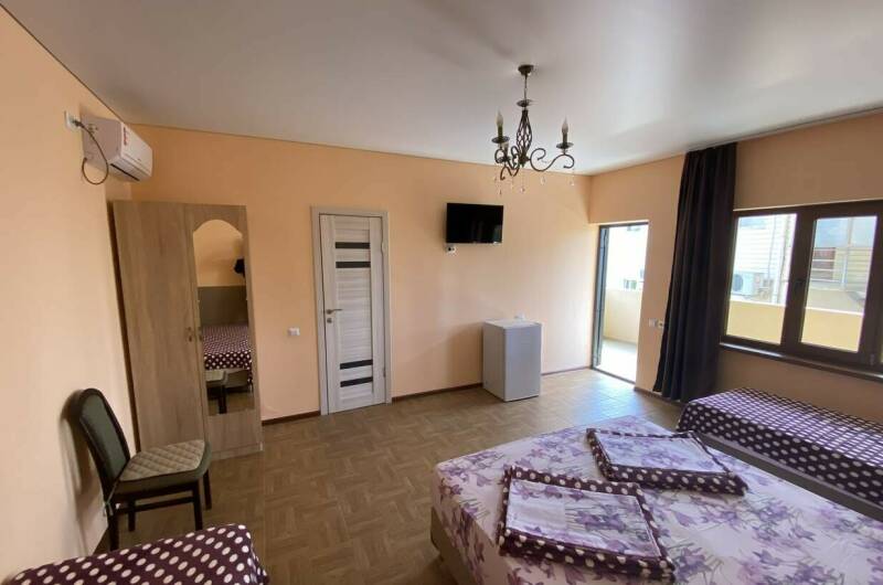 Стандартный четырёхместный номер