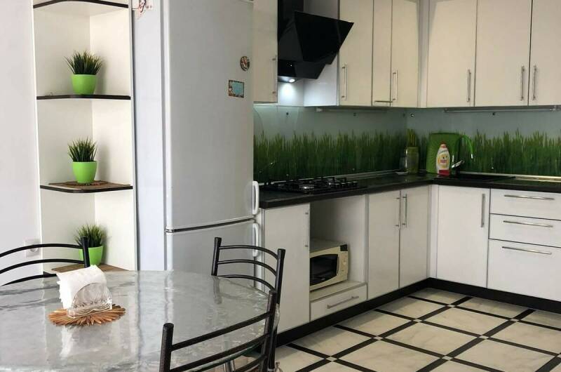 Шестиместный дом