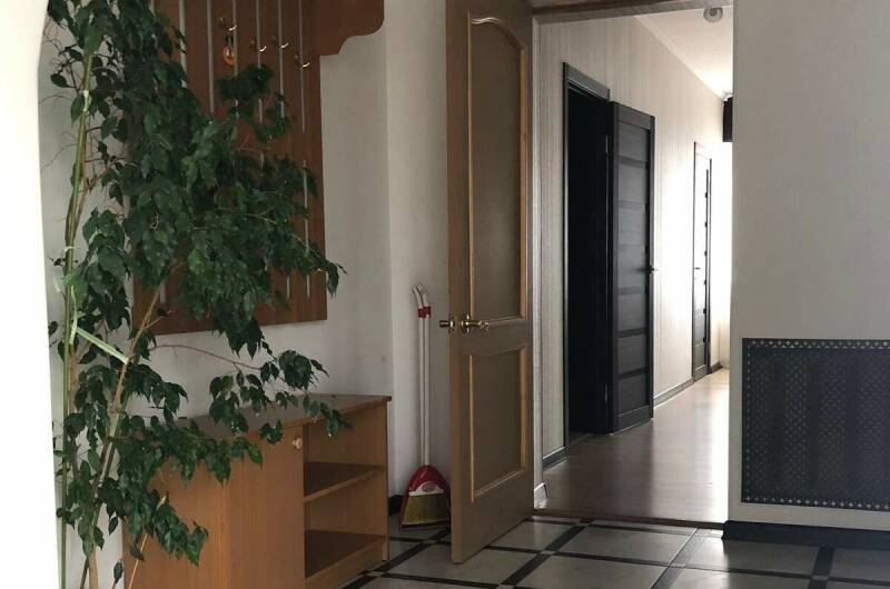 Шестиместный дом