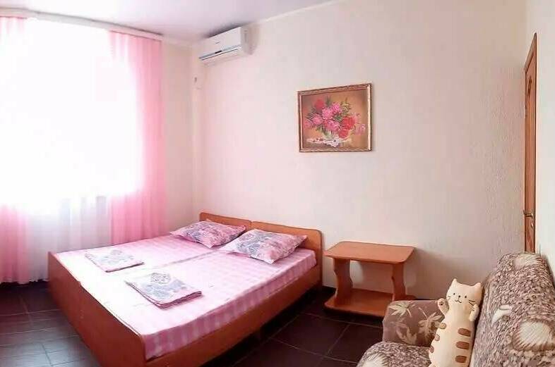 Стандартный номер (вид во двор)