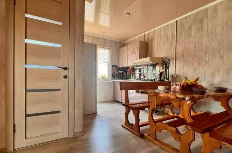 Двухкомнатный номер с кухней и балконом