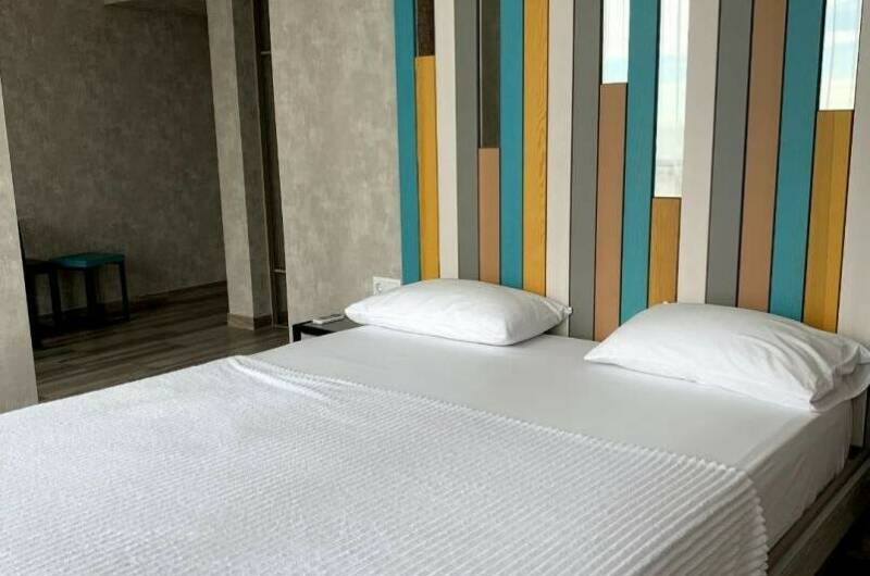 Премиум с балконом