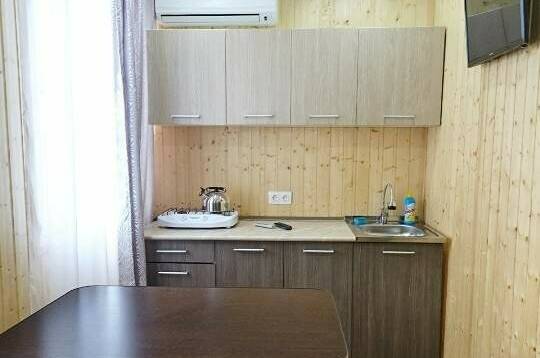 Двухкомнатный шестиместный номер (3)