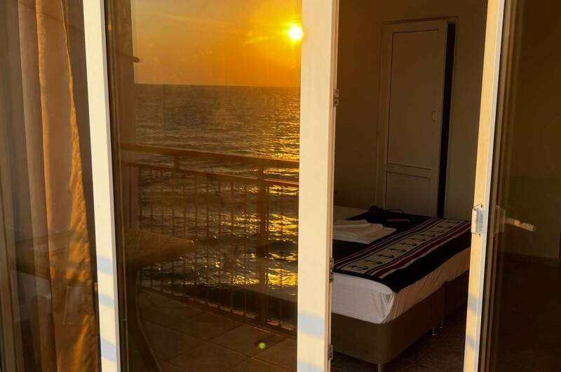 Четырехместный с балконом и видом на море