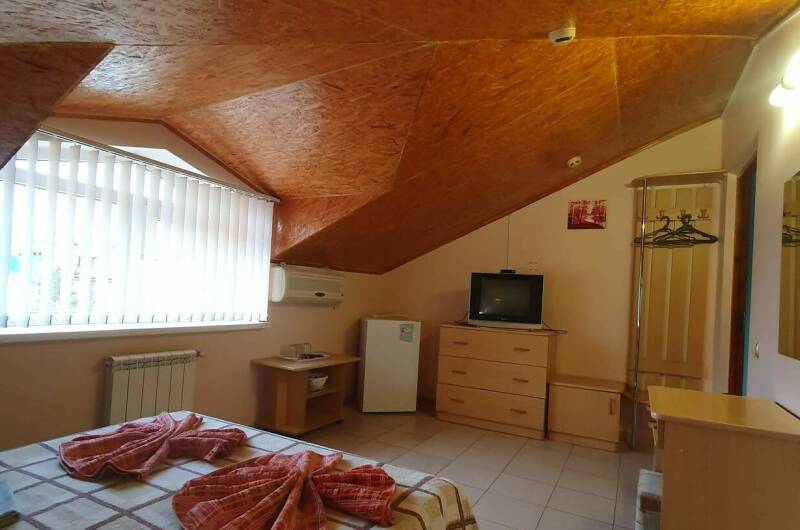 Трехместный «Мансарда» (стандарт)