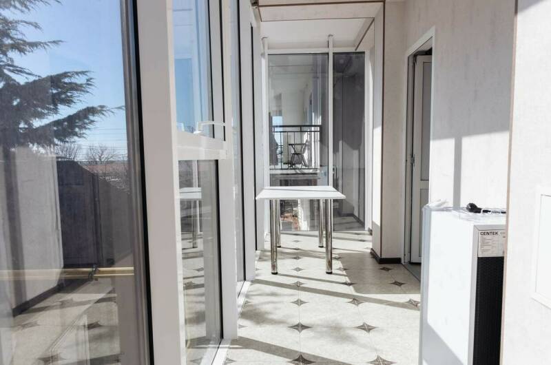 Трёхместный с балконом и видом на море