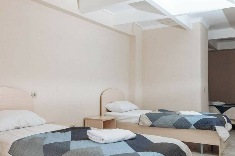 Пятиместный студио