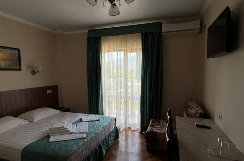 Двухместный номер с балконом на 3 этаже