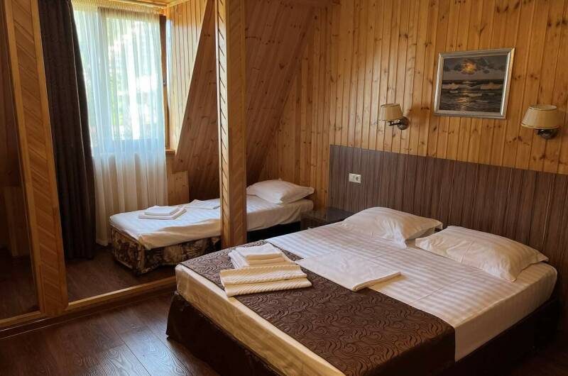 Двухместный номер без балкона на 4 этаже