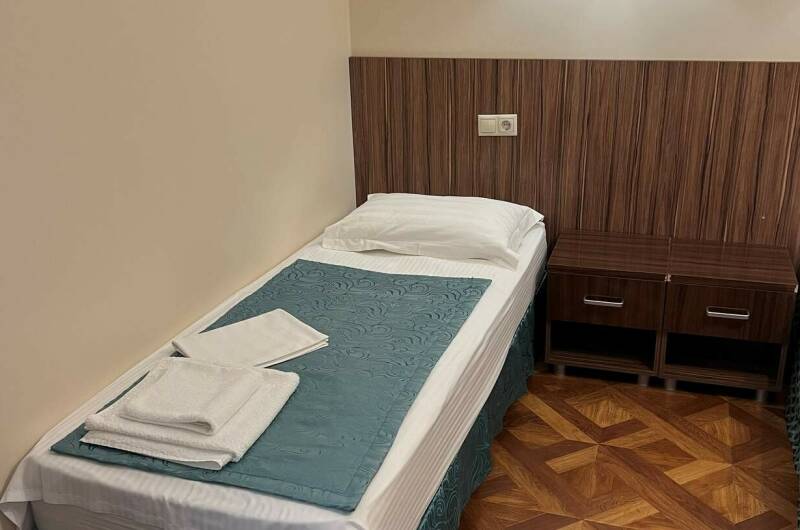 Трёхместный номер с балконом на 3 этаже