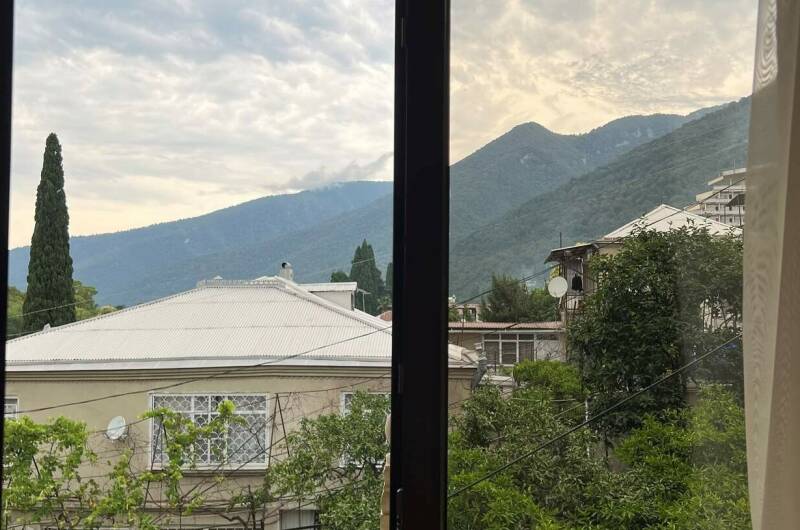 Трёхместный номер с балконом на 3 этаже