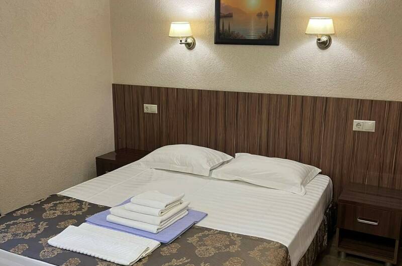 Четырёхместный номер без балкона на 1 этаже