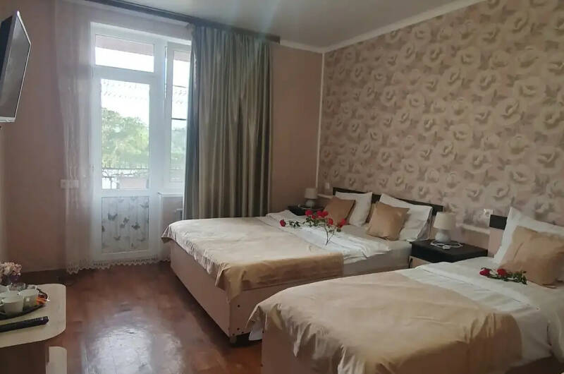 Четырёхместный «Люкс»