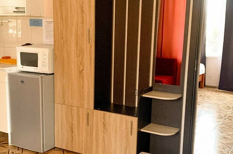 Двухкомнатный номер «Семейный» с мини-кухней