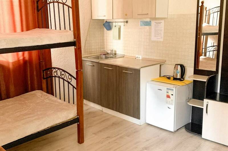 Двухкомнатный номер «Семейный» с мини-кухней