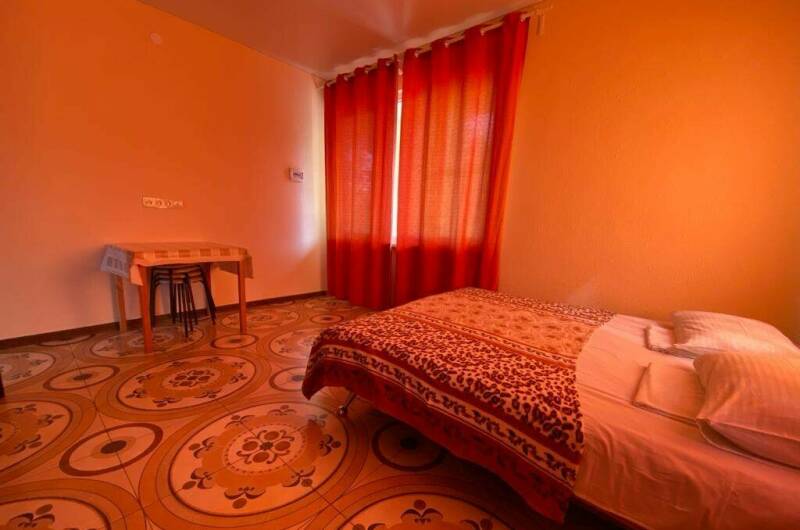 Двухкомнатный номер «Семейный» с мини-кухней