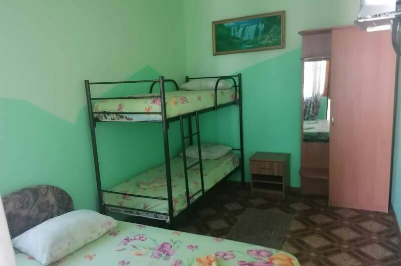 Четырехместный номер «Стандарт»