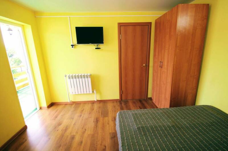 Комната «Золотая» с террасой на втором этаже